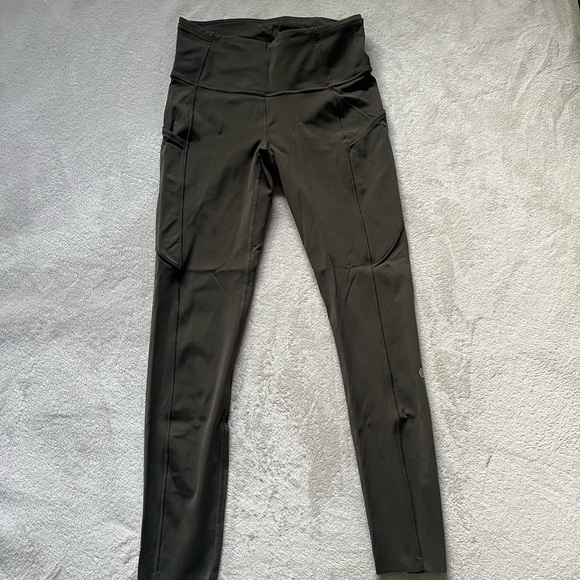 Lululemon fast and free high rise leggings - Picture 4 of 11